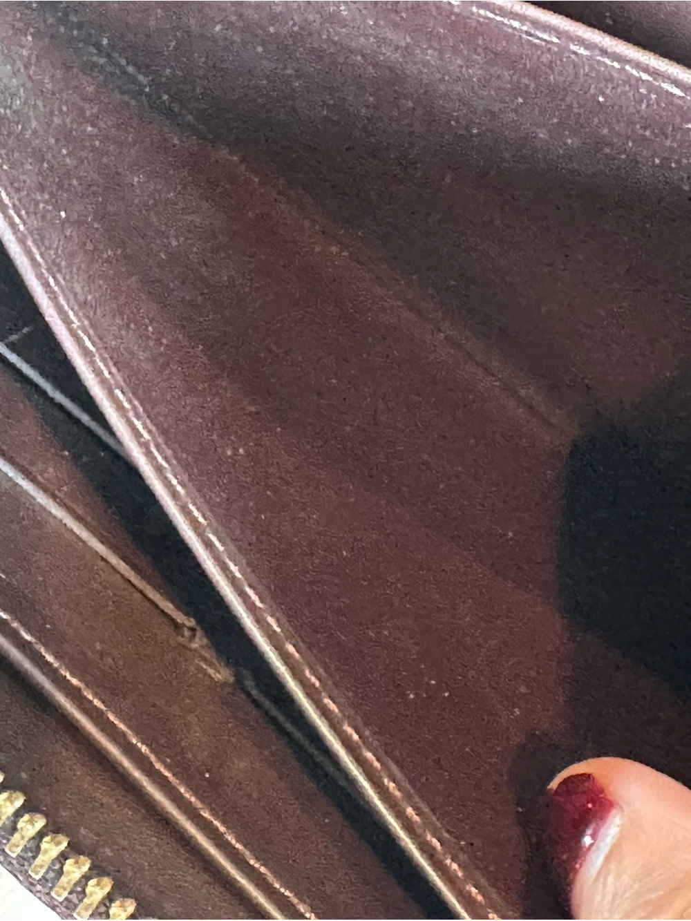 Louis Vuitton Vernis Wallet - Picture 13 of 14